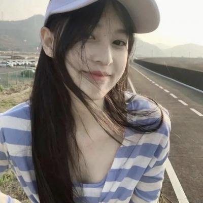 蓝色大门 海报